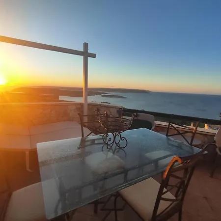 Sunset Serenity: 180° Sea Views